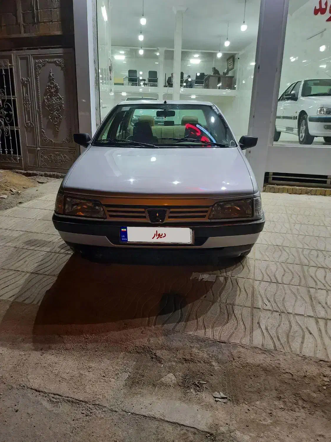 پژو ۴۰۵|خودرو سواری و وانت|بروجرد, |دیوار