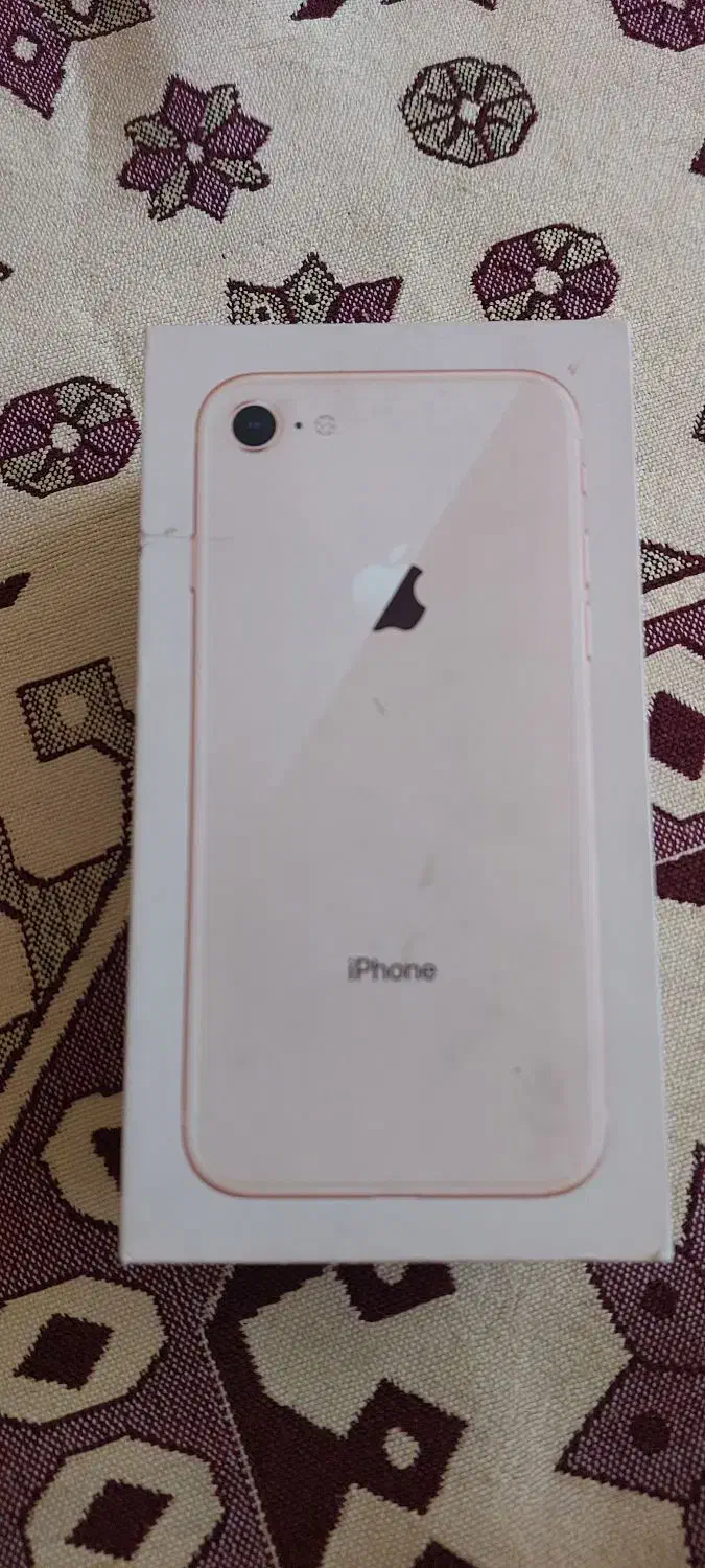 ایفون ۸|موبایل|نجف‌آباد, امام خمینی|دیوار