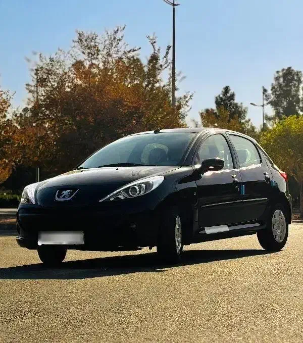 ۲۰۷ مشکی tu5 سقف فلز در حد صفر|خودرو سواری و وانت|قم, زند آباد|دیوار