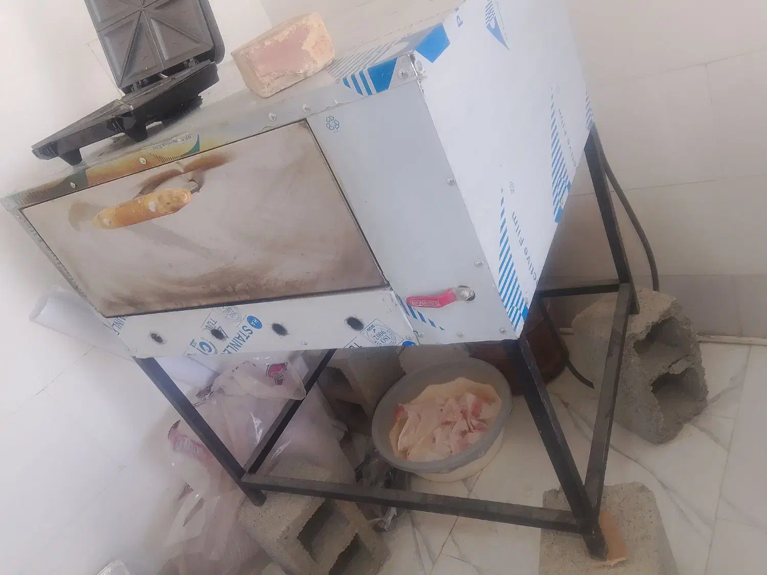 فر صندوق دار پیتزایی نو 1ماه استفاده شده|اجاق گاز و لوازم برقی پخت‌وپز|جالق, |دیوار