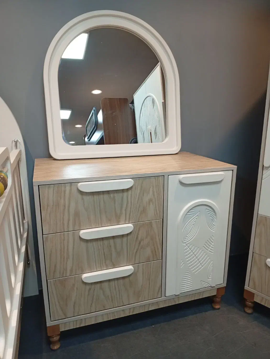 نوزاد نوجوان تخت کمد|تخت و سرویس خواب|چهاردانگه (تهران), |دیوار