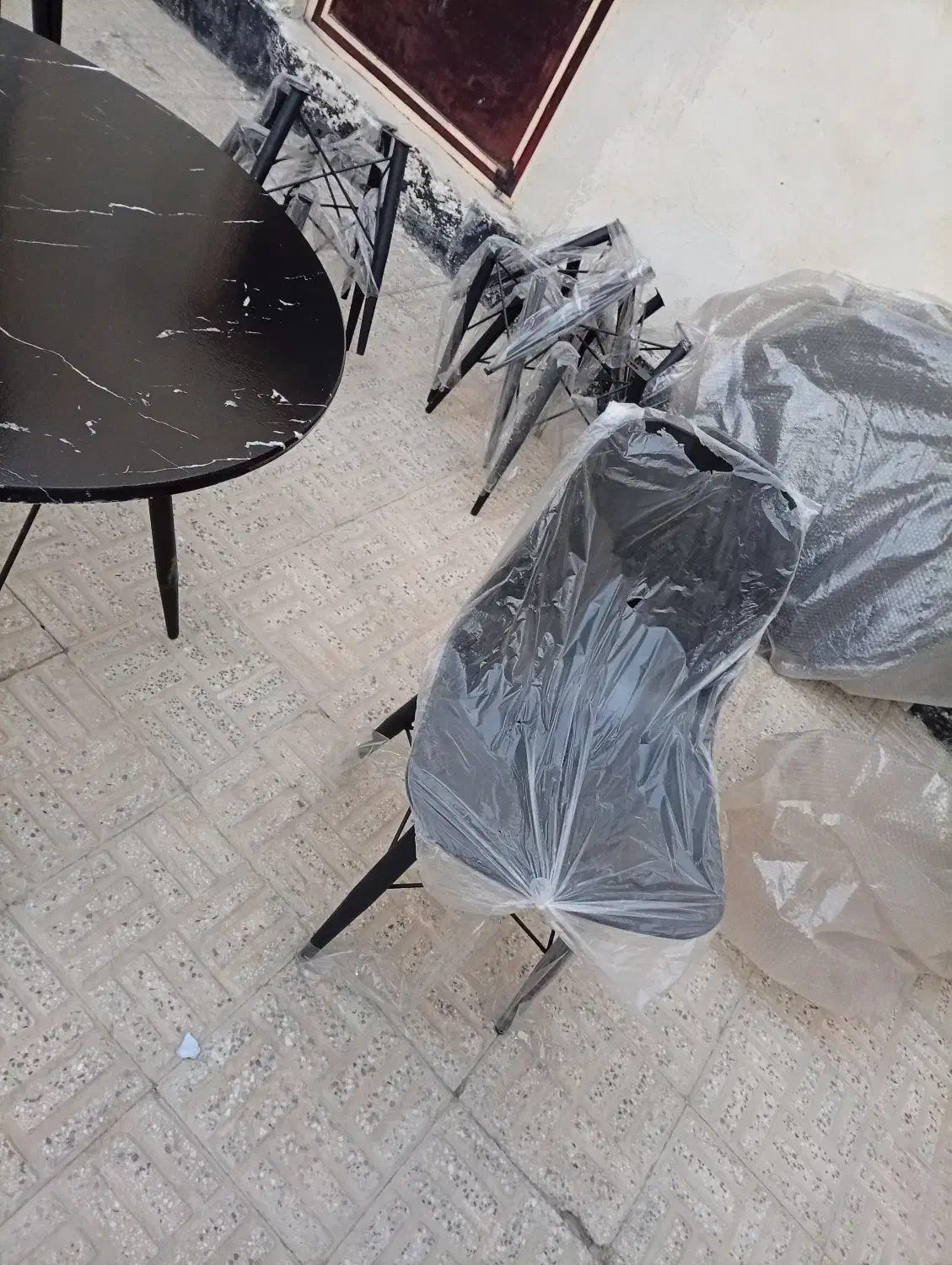 میز صندلی|کافی‌شاپ و رستوران|بستک, |دیوار