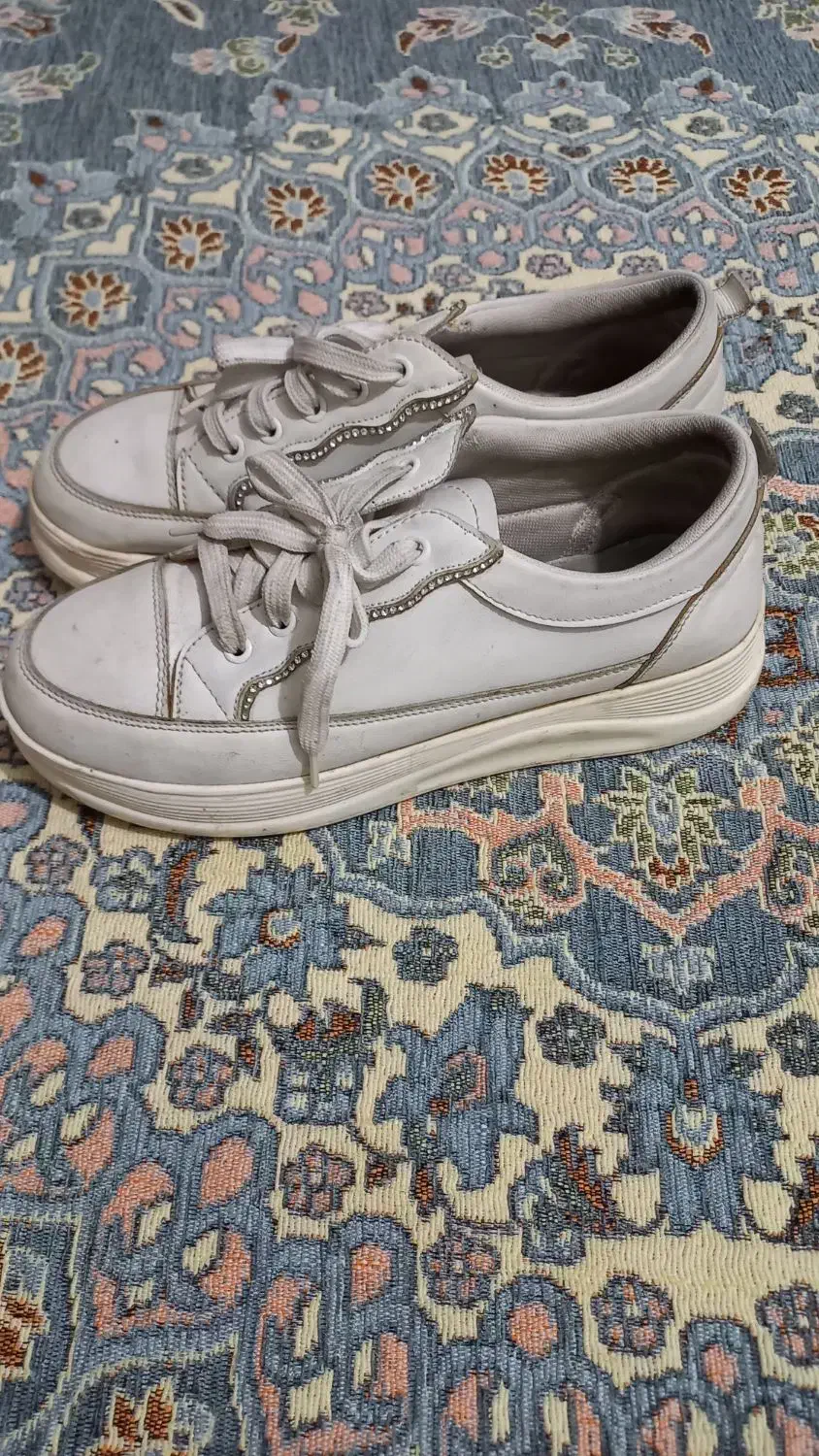 کفش زنانه و دخترانه با لباس دخترانه|کیف، کفش، کمربند|تهران, مختاری|دیوار