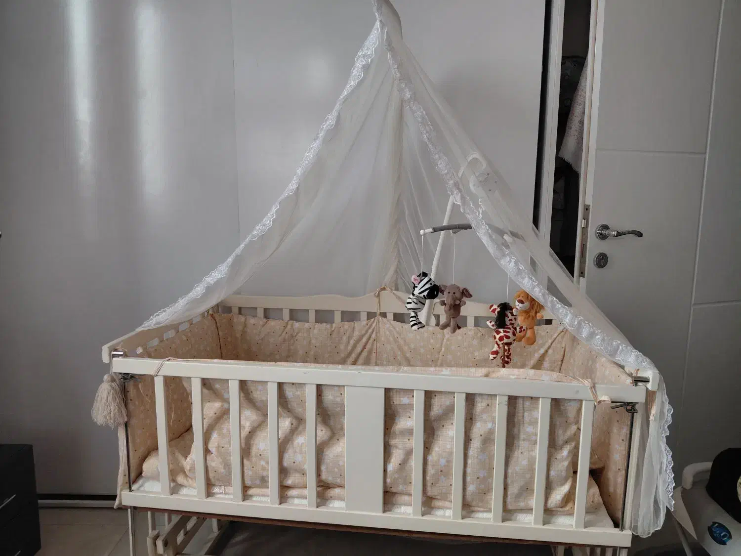 تخت نوزادی|تخت و سرویس خواب|نوشهر, |دیوار