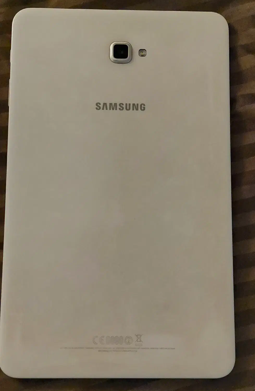 تبلت|تبلت|تهران, نیروی دریایی|دیوار