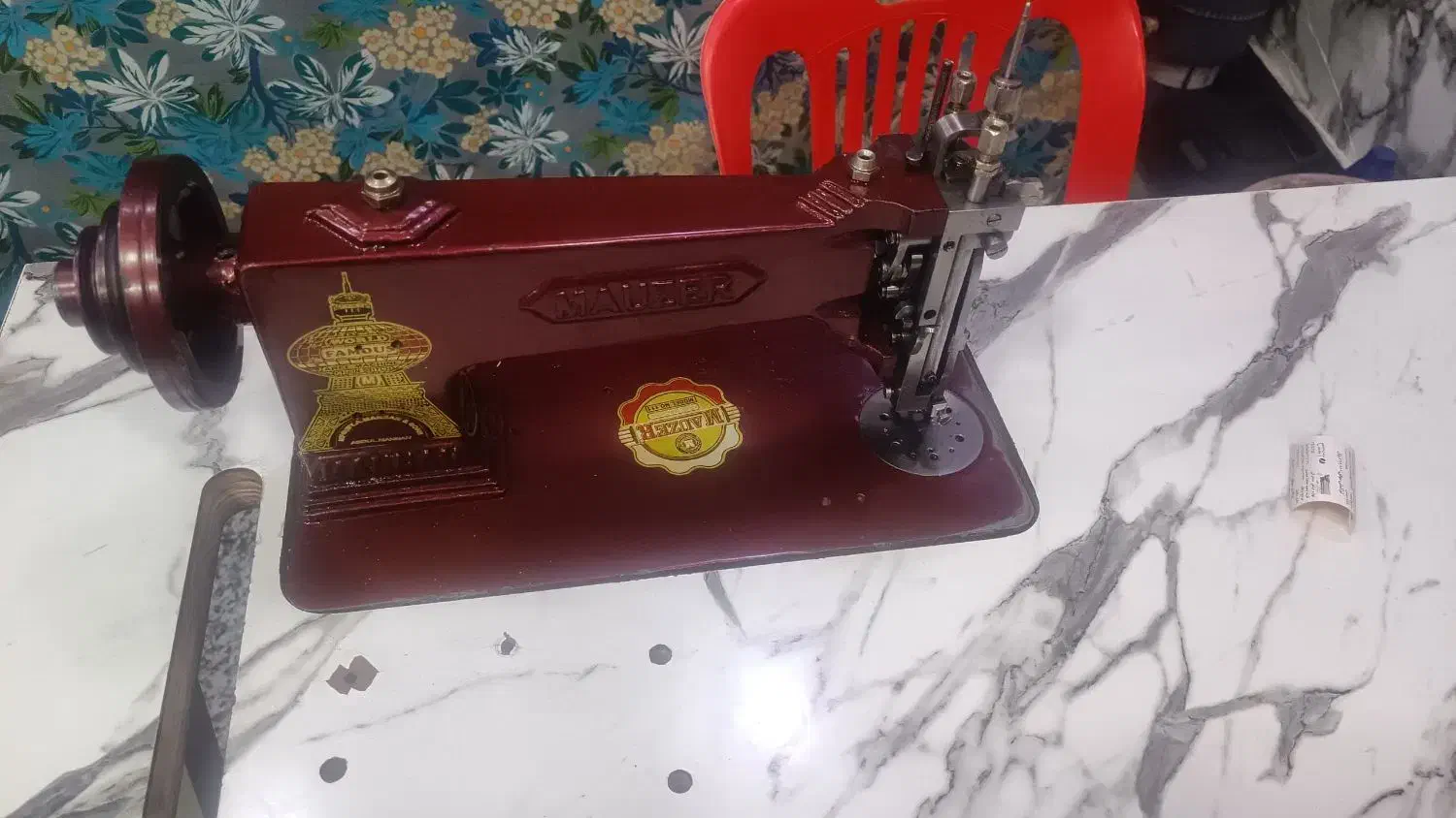 چرخ زه دوزی (کشوک)|چرخ خیاطی و ریسندگی|سراوان, |دیوار