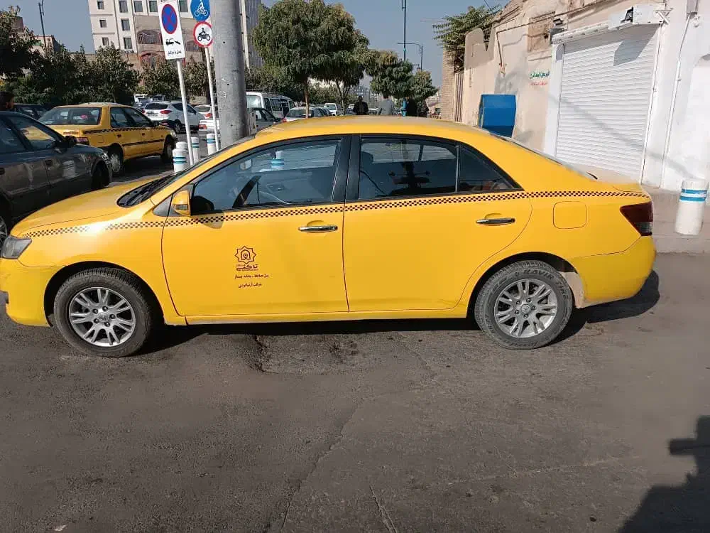 تاکسی آریو اتومات|خودرو سواری و وانت|مشهد, حرم مطهر رضوی|دیوار