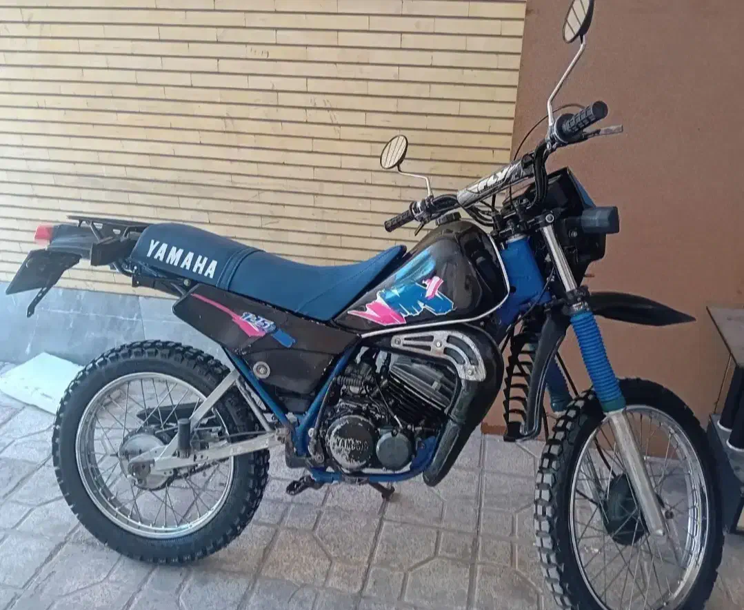 گمشده سرقت یاماها دی تی ۱۲۵ با کارت موتور|اشیا|اصفهان, بوستان ناژوان|دیوار