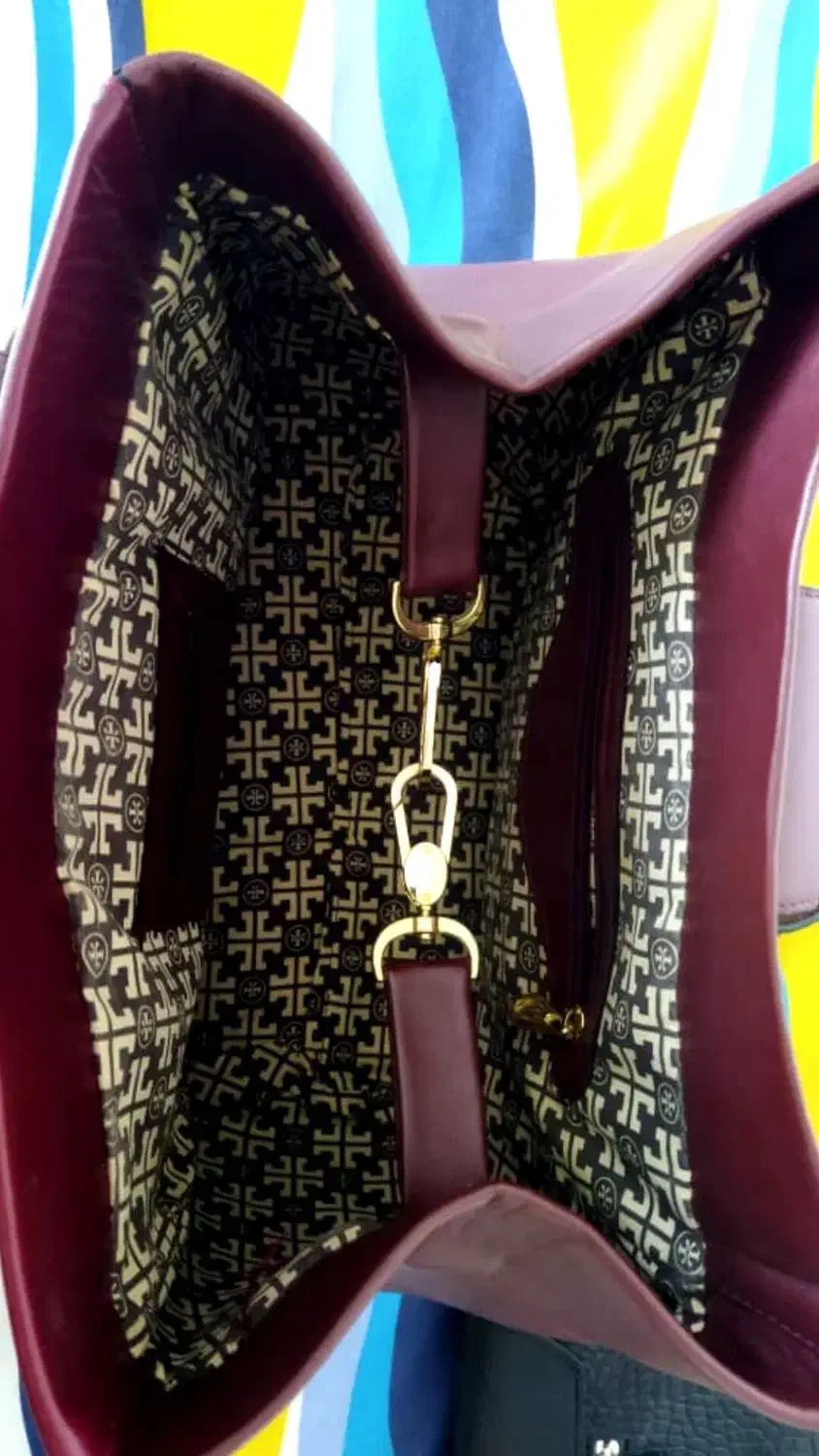 کفش سورمه ای و ست کیف و کفش چرم زرشکی و چندتا کیف|کیف، کفش، کمربند|تهران, باغ فیض|دیوار