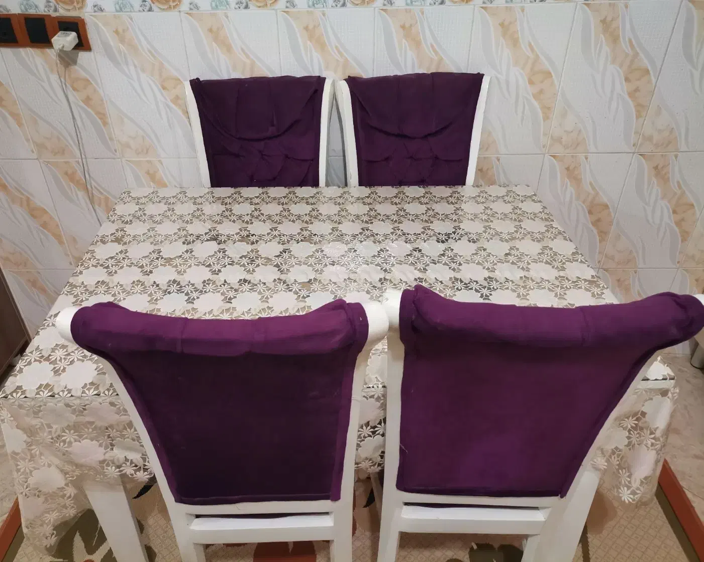 میز غذا خوری|میز و صندلی غذاخوری|اراک, |دیوار