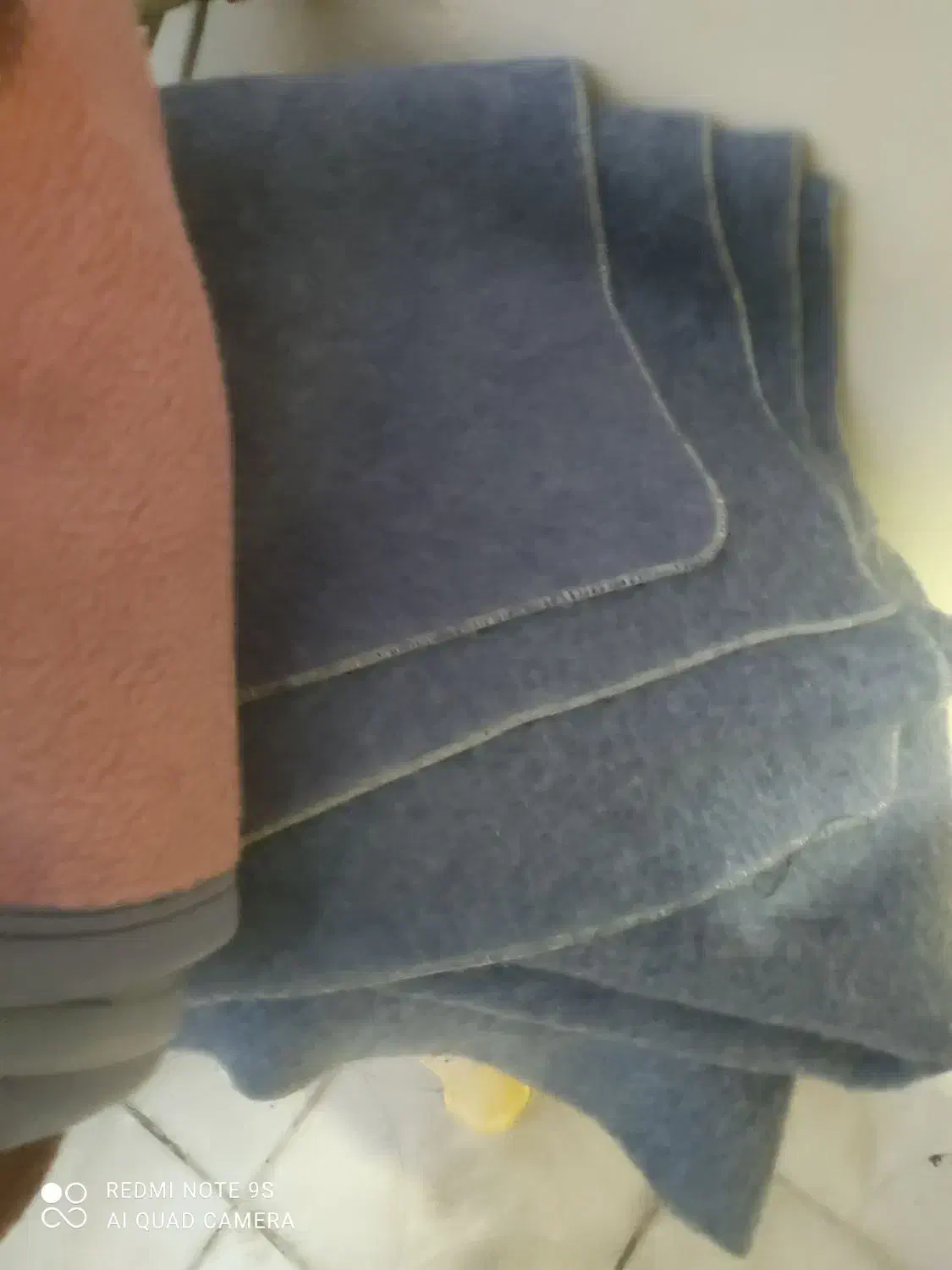 دو عدد پتو|رختخواب، بالش، پتو|مشهد, کارگران|دیوار