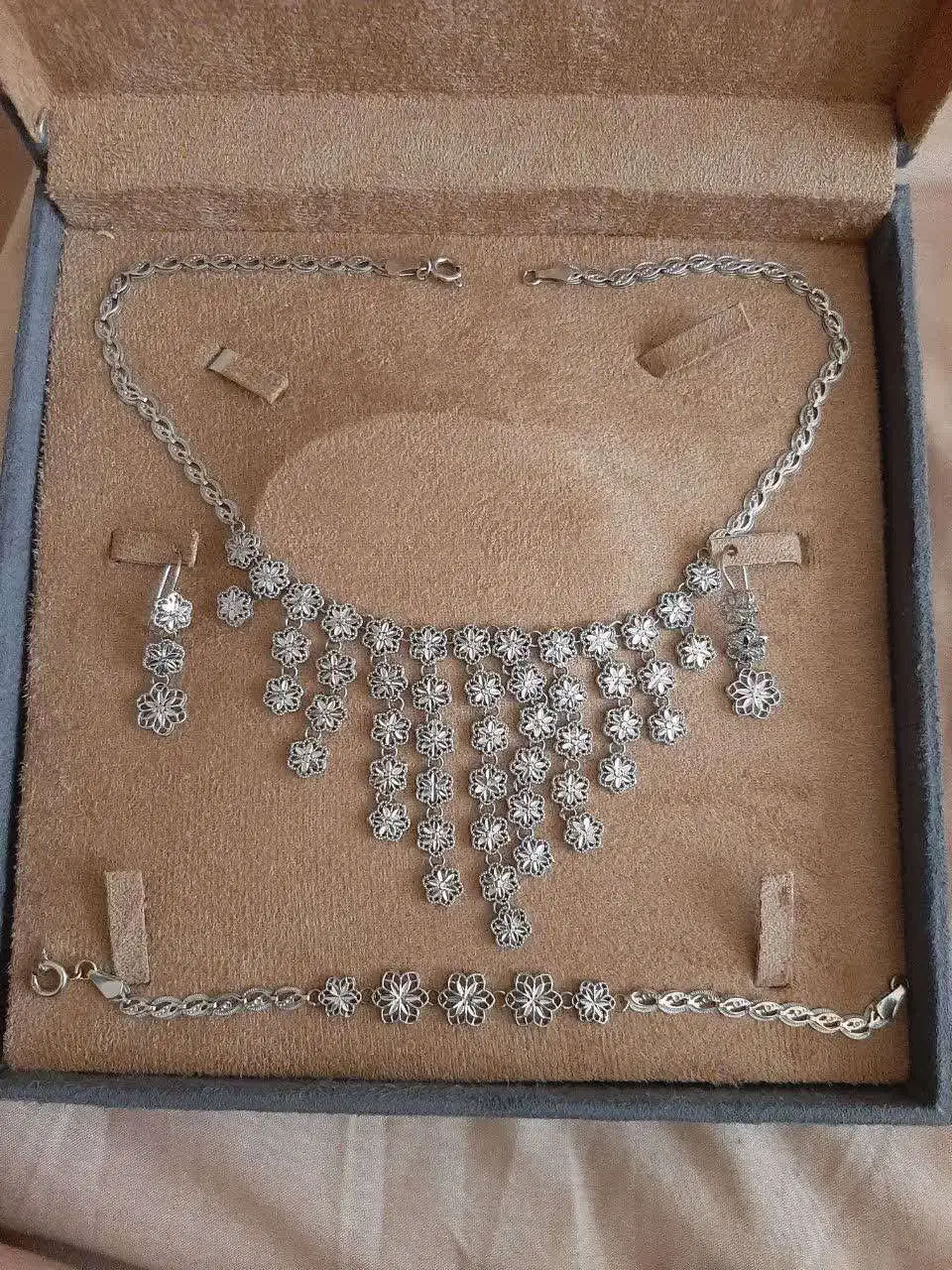 سرویس طلا|جواهرات|زنجان, |دیوار