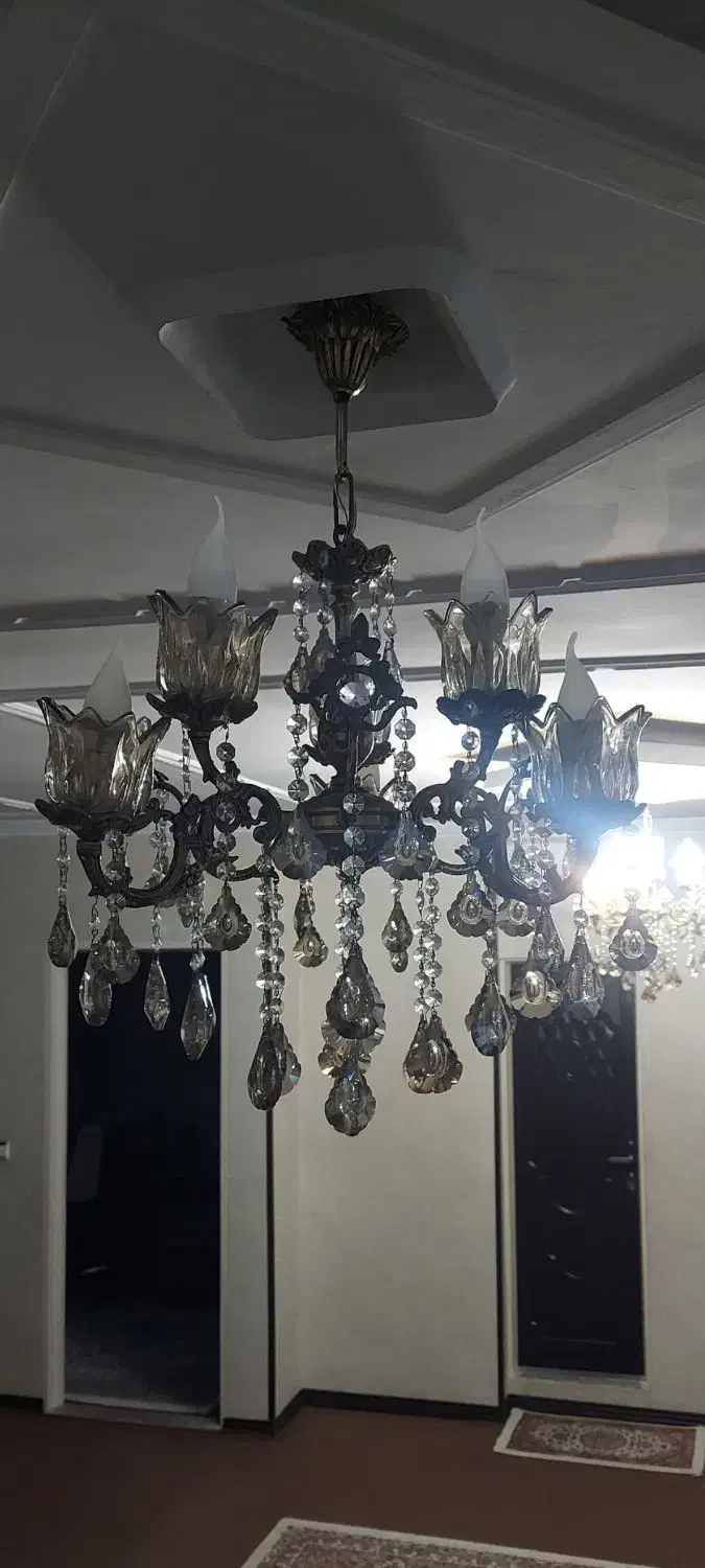 لوستر برنز ۴ عدد|لوستر و چراغ آویز|همدان, |دیوار