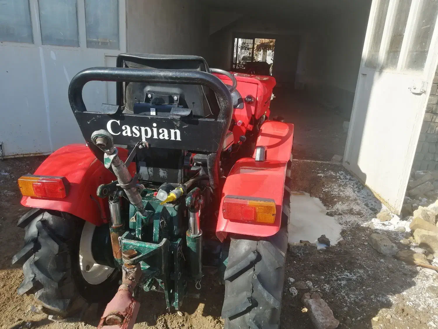 تراکتور کمرشکن|خودرو سنگین|شهرآباد, |دیوار