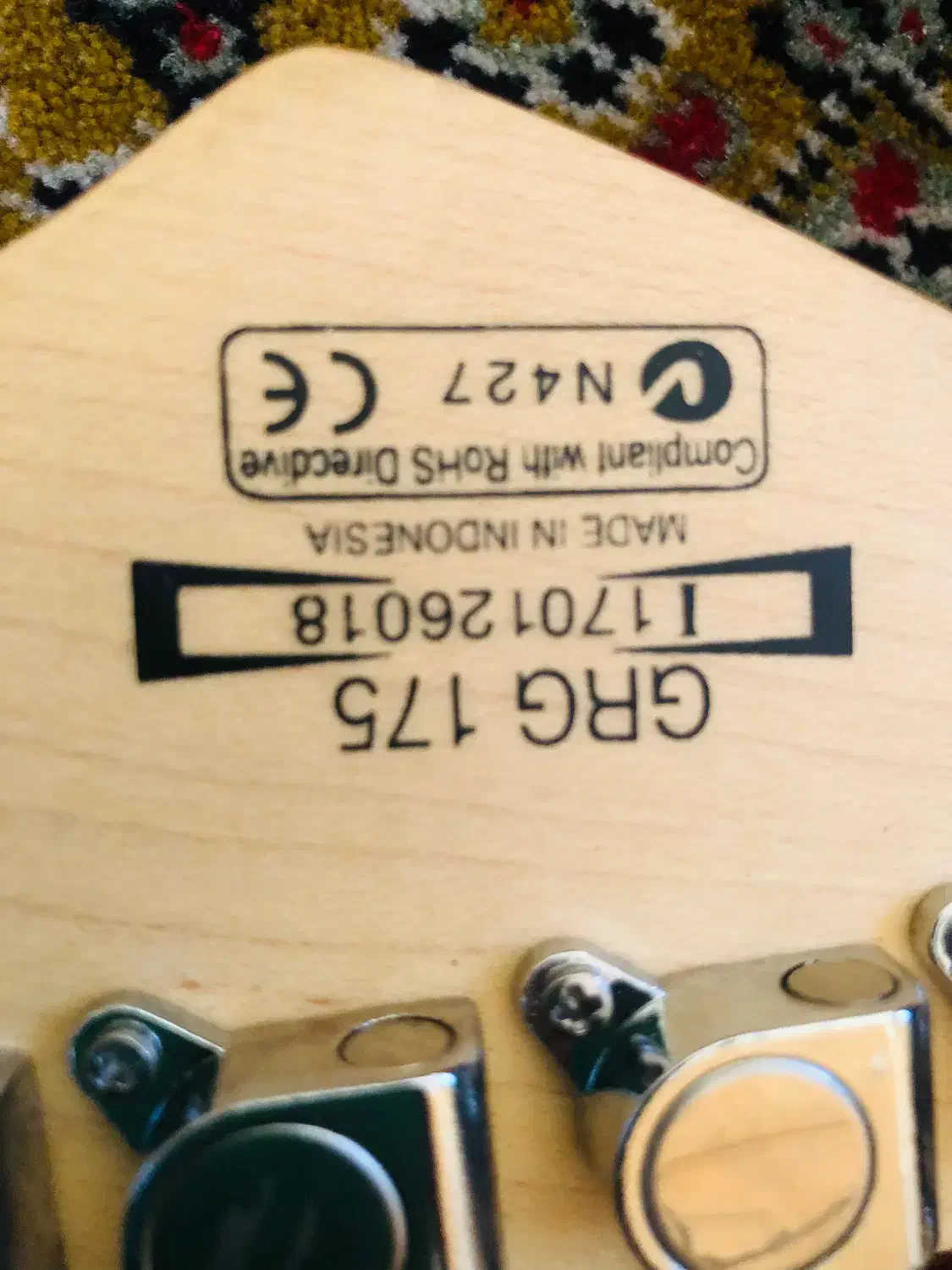 گیتار الکتریک ایبانز سری قدیم|گیتار، بیس، امپلیفایر|تبریز, |دیوار