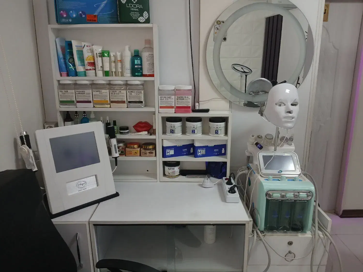 اپراتور فیشیال خانم|استخدام درمانی، زیبایی، بهداشتی|تهران, شهرک ولیعصر شمالی|دیوار