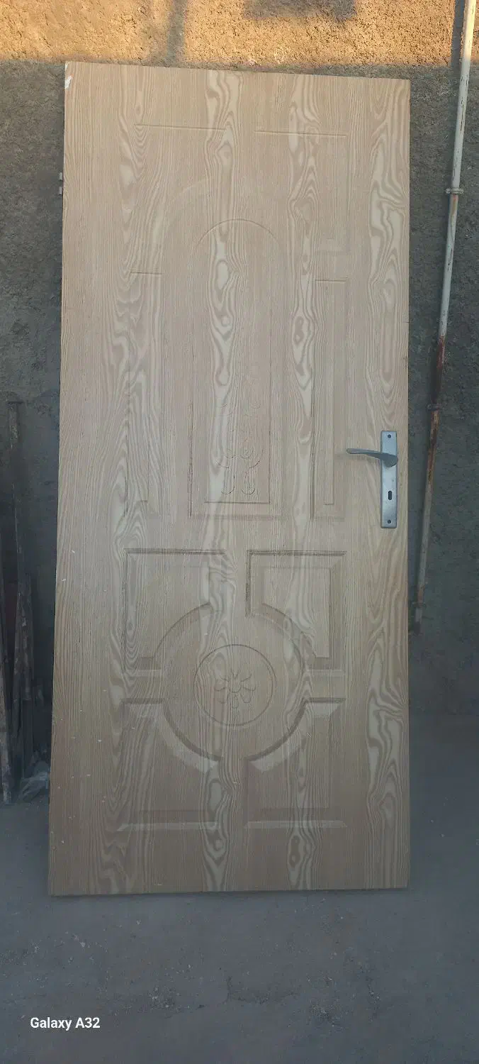 در چوبی اتاق|مصالح و تجهیزات ساختمان|حمیل, |دیوار