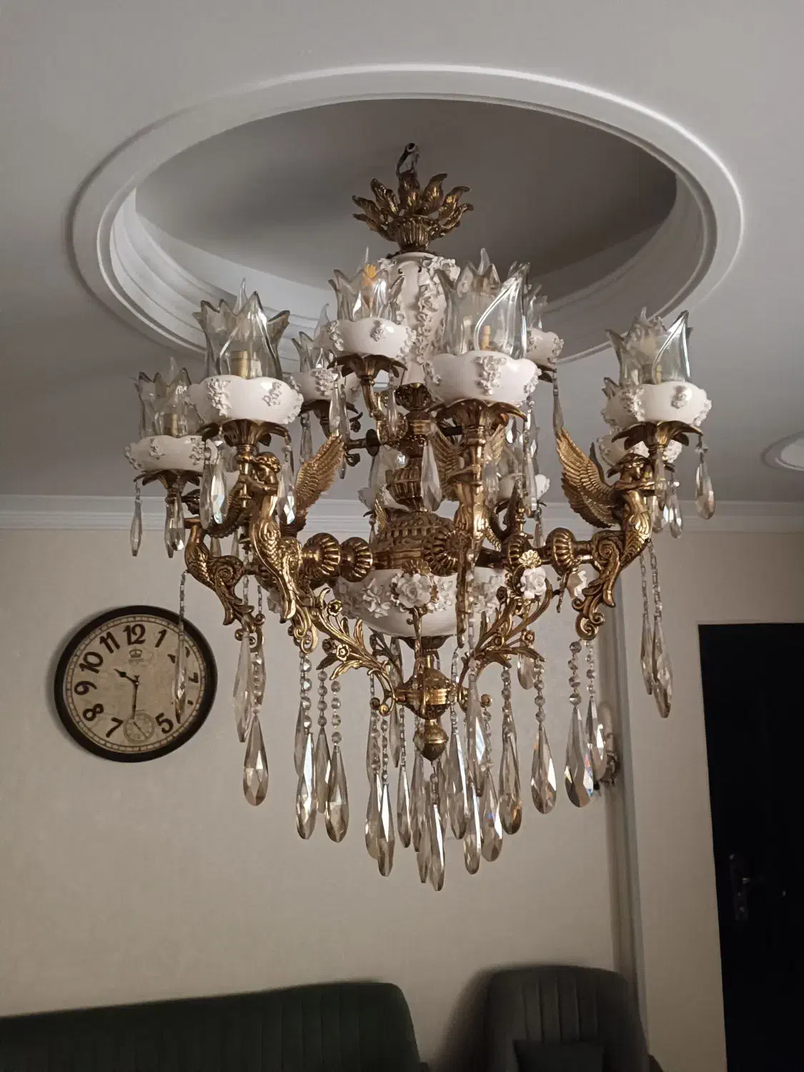 لوستر.وکنارمبلی|لوستر و چراغ آویز|ری, دیلمان|دیوار