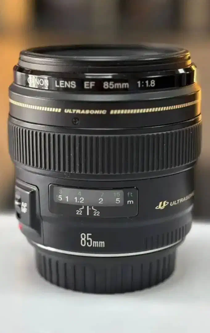 لنز 85mm کنون در حد نو|دوربین عکاسی و فیلمبرداری|تهران, فلسطین (میدان انقلاب)|دیوار