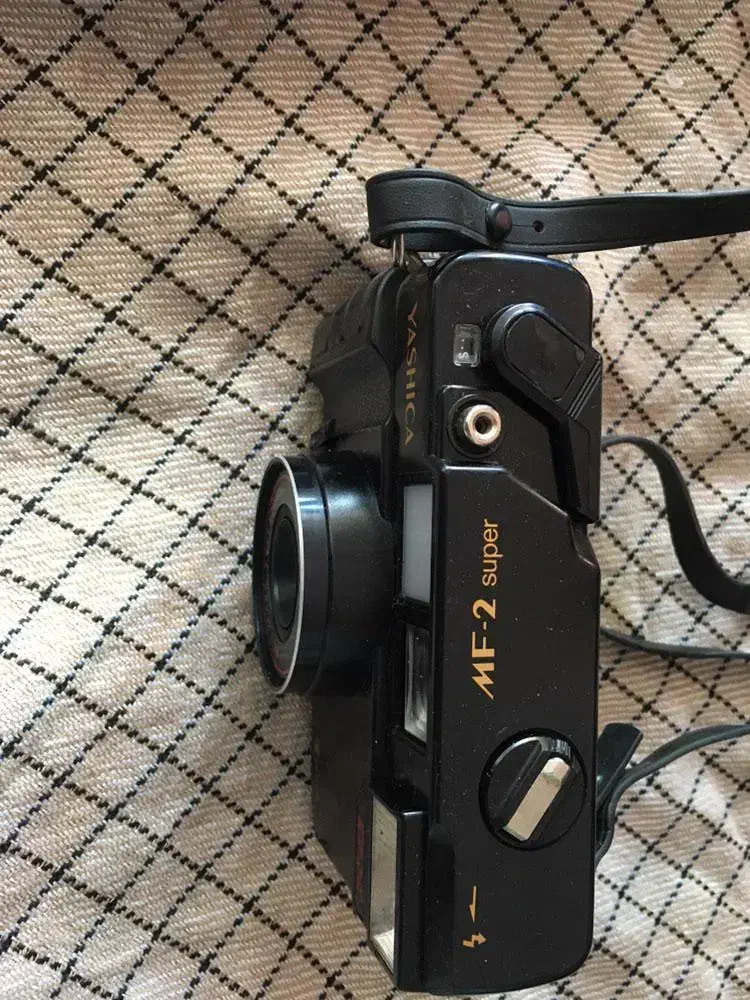 دوربین یاشیکا|دوربین عکاسی و فیلم‌برداری|گنبد کاووس, |دیوار