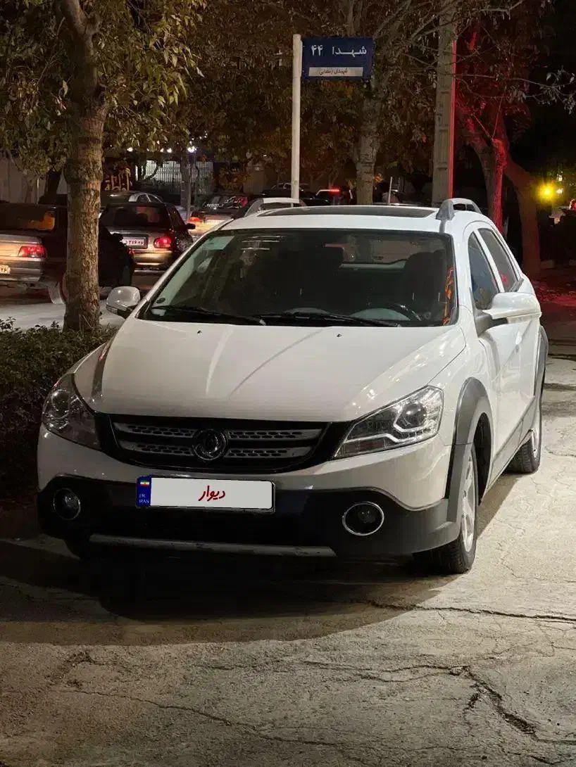 اچ سی کراس مدل ۹۷ بیرنگ|خودرو سواری و وانت|بجنورد, |دیوار