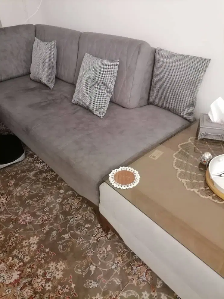 مبل ال هفت نفره همراه با میز وسط|مبلمان خانگی و میز عسلی|تهران, شهرک آزمایش|دیوار