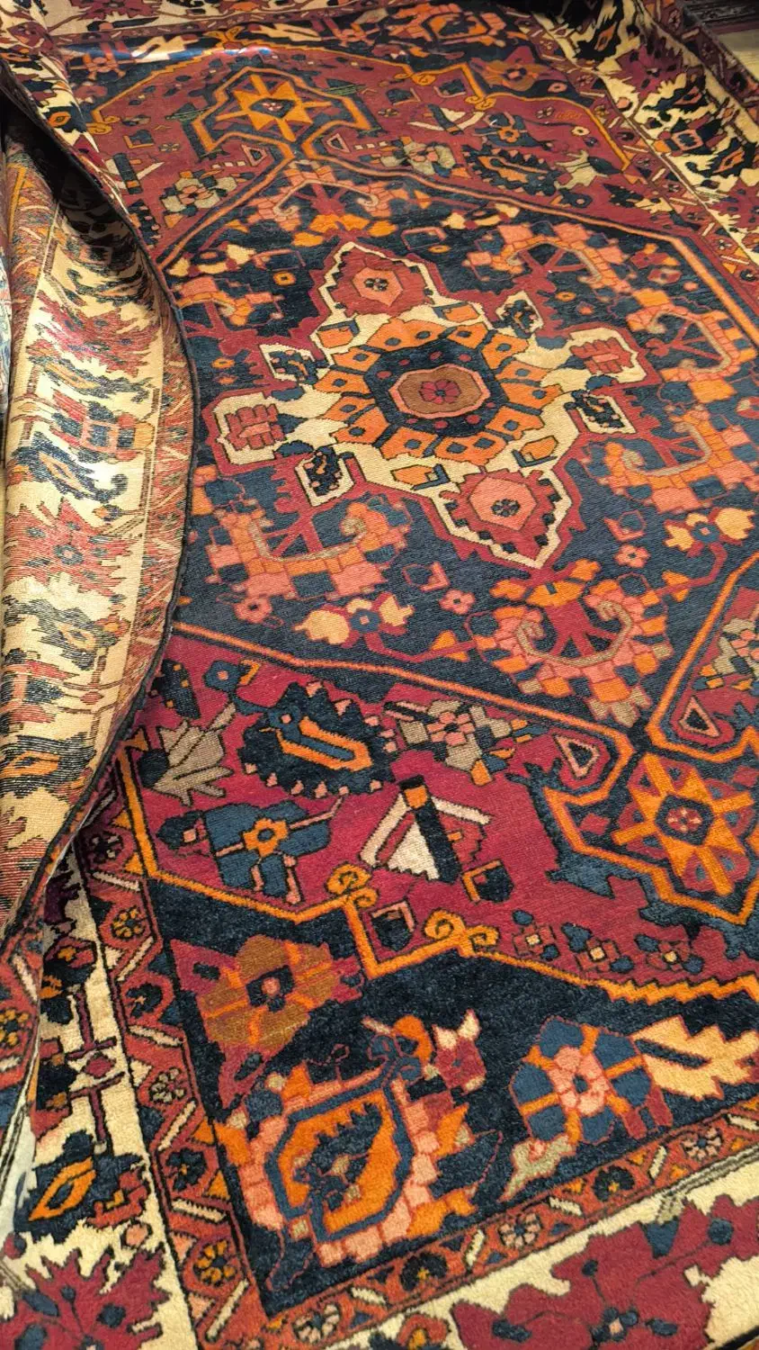 فرش دستباف|فرش|تهران, نظامی گنجوی (توانیر)|دیوار