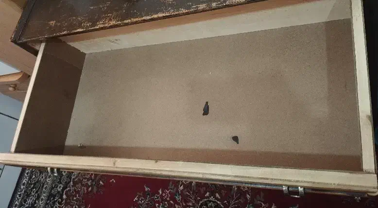 کمد ایستاده و دراور چوبی|جاکفشی، کمد، دراور|بابا حیدر, |دیوار