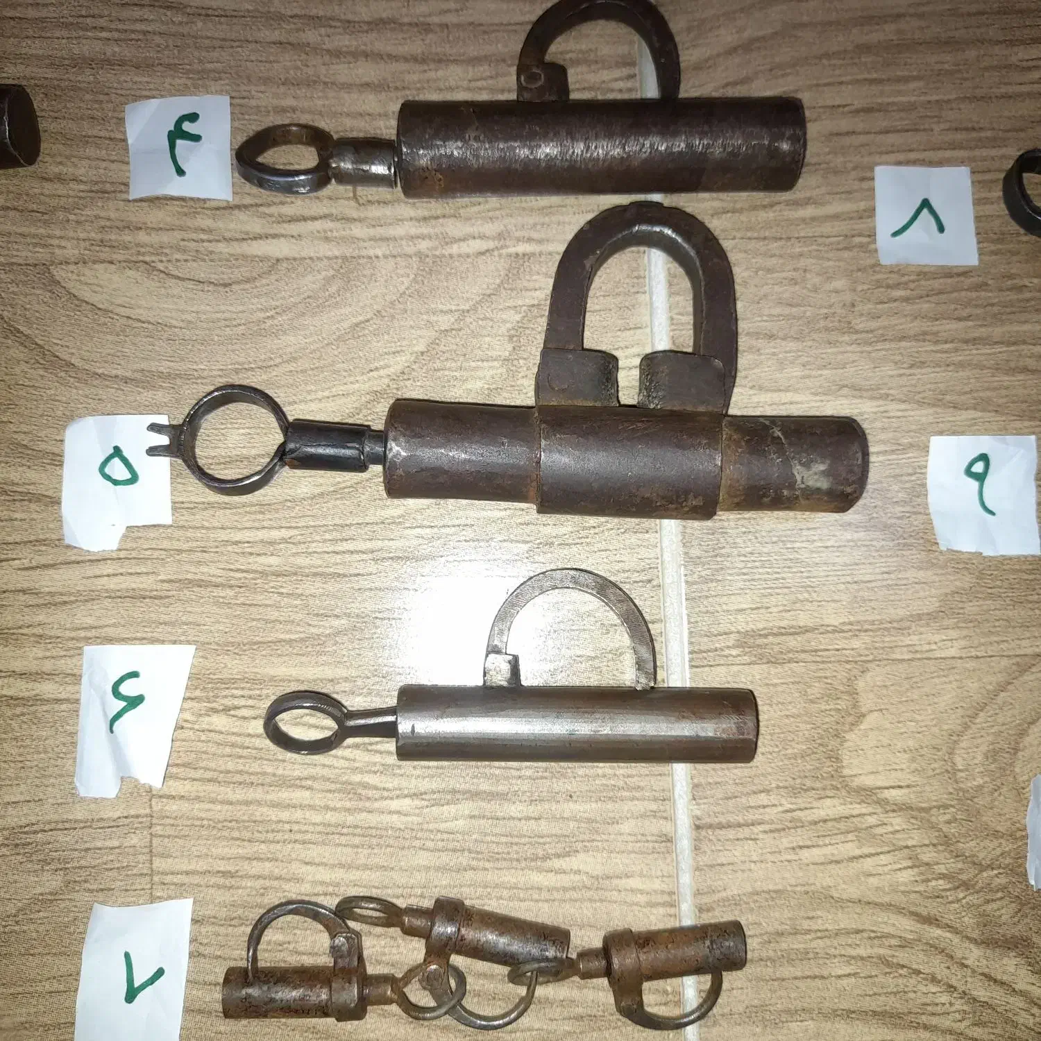 قفل چالشتری|کلکسیون اشیاء عتیقه|اصفهان, شهرک زاینده رود|دیوار