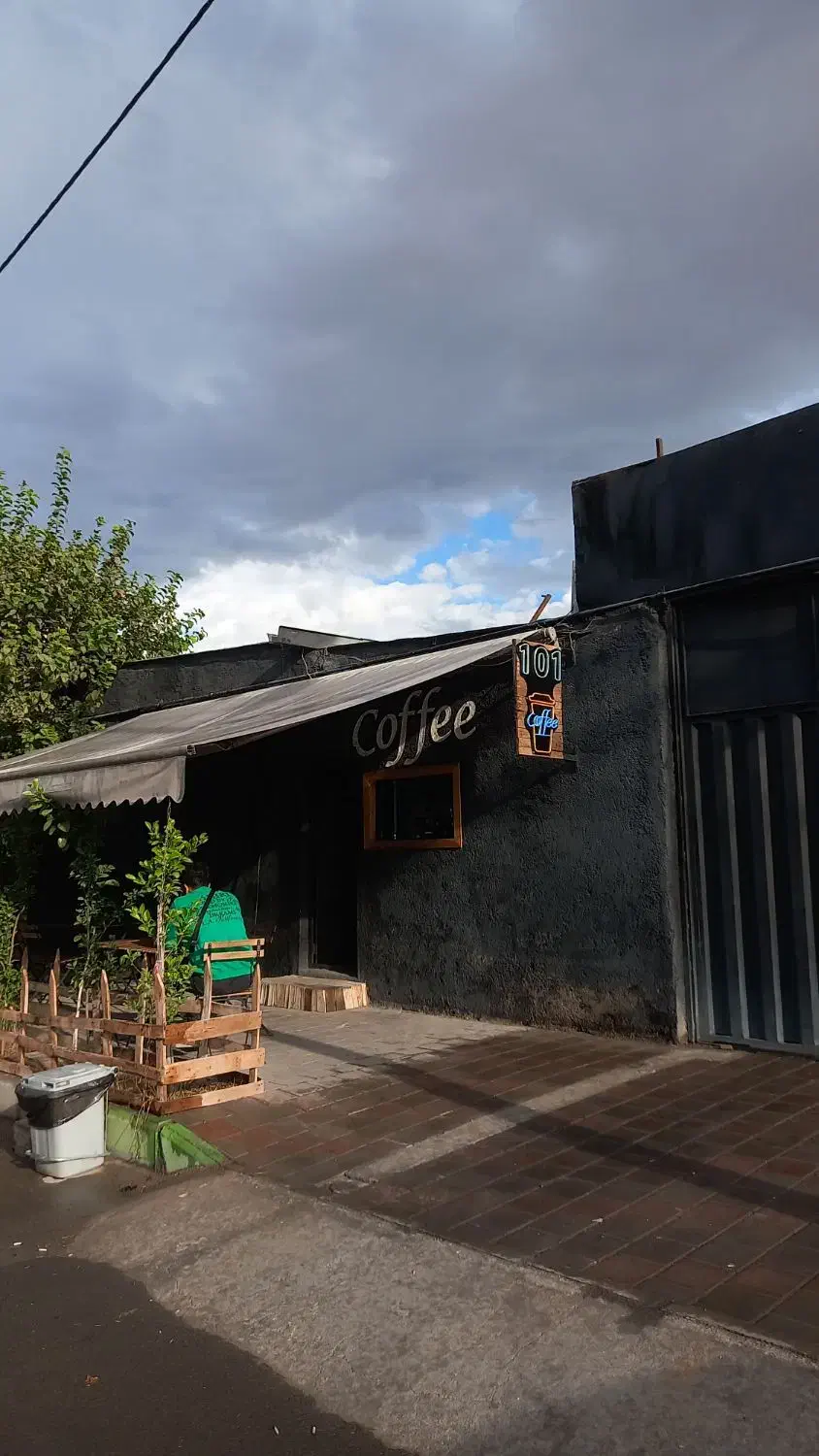 سایه بان برقی بازویی|مصالح و تجهیزات ساختمان|کاشان, امیرکبیر|دیوار