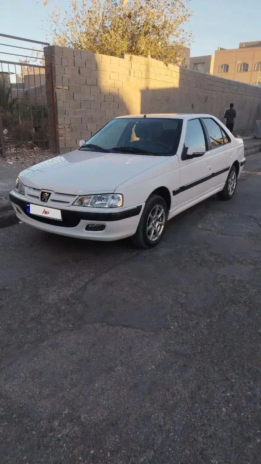 پژو پارس سفارشی ۱۴۰۲ خشک Xu7p|خودرو سواری و وانت|زابل, |دیوار