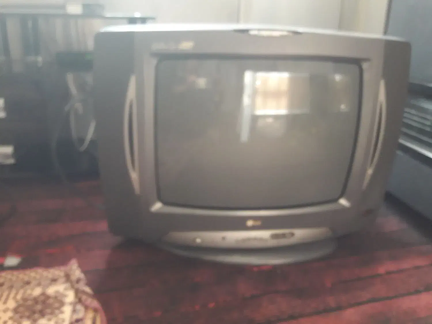 تلویزیون ال جی|تلویزیون و پروژکتور|مشهد, امیر المومنین|دیوار