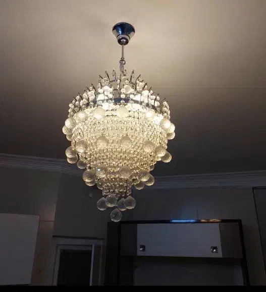 لوستر کریستالی توپی|لوستر و چراغ آویز|نیشابور, دارایی|دیوار