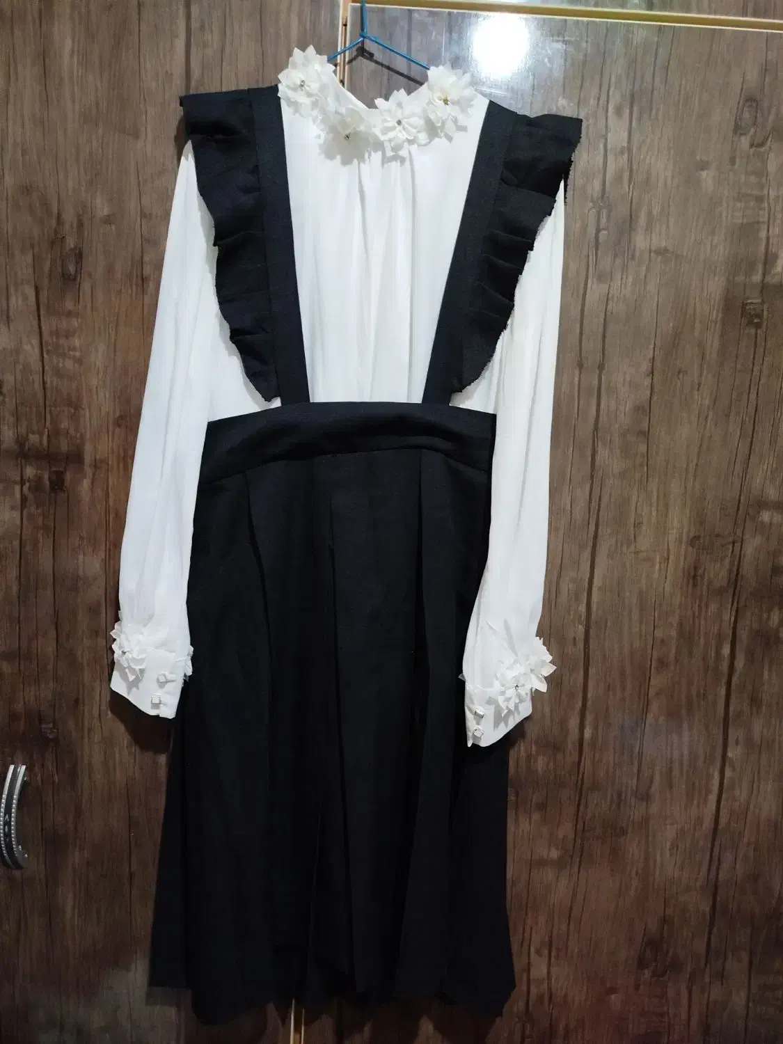 لباس|لباس|لاهیجان, یحی آباد|دیوار