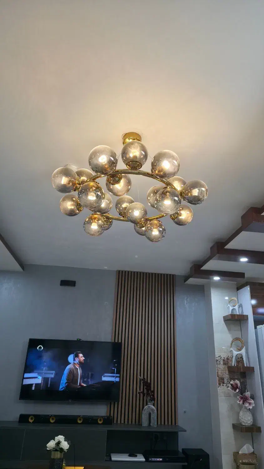 لوستر|لوستر و چراغ آویز|شاهین‌شهر, خانه کارگر|دیوار