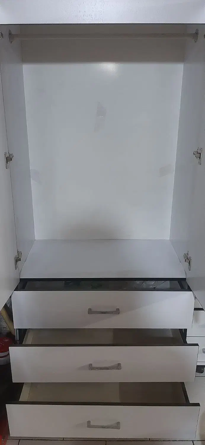 کمد و جاکفشی ایستاده|جاکفشی، کمد، دراور|فردیس, نگارستان|دیوار