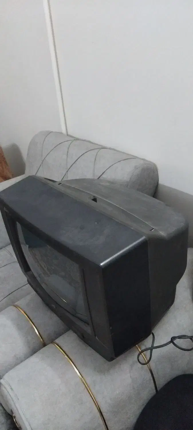 تلوزیون قدیمی|تلویزیون و پروژکتور|بوشهر, |دیوار