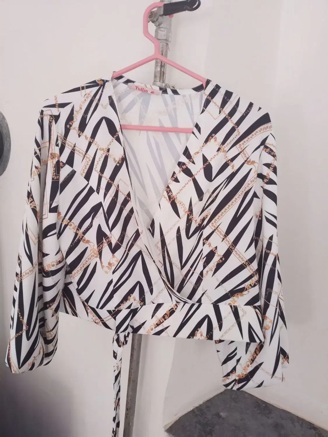 لباس مجلسی|لباس|اهر, |دیوار