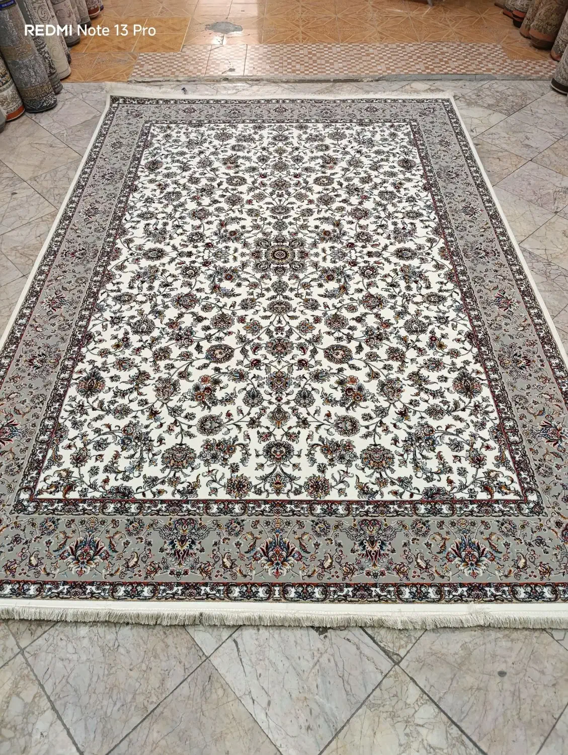 فرش دانا /جفت آخر 9متری ۷۰۰شانه تمام نخ تخفیفی|فرش|مشهد, ایثارگران|دیوار