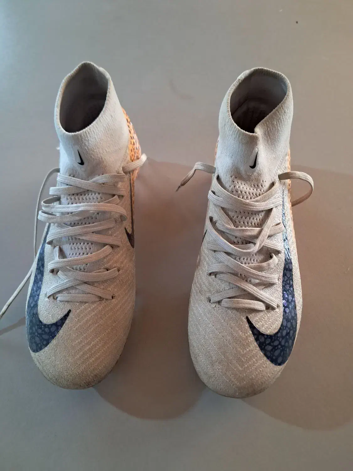 استوک چمن|کیف، کفش، کمربند|کلارآباد, |دیوار