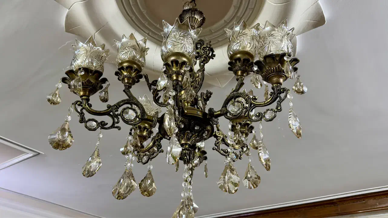 لوستر برنجی اصل انتیک|لوستر و چراغ آویز|گلپایگان, |دیوار