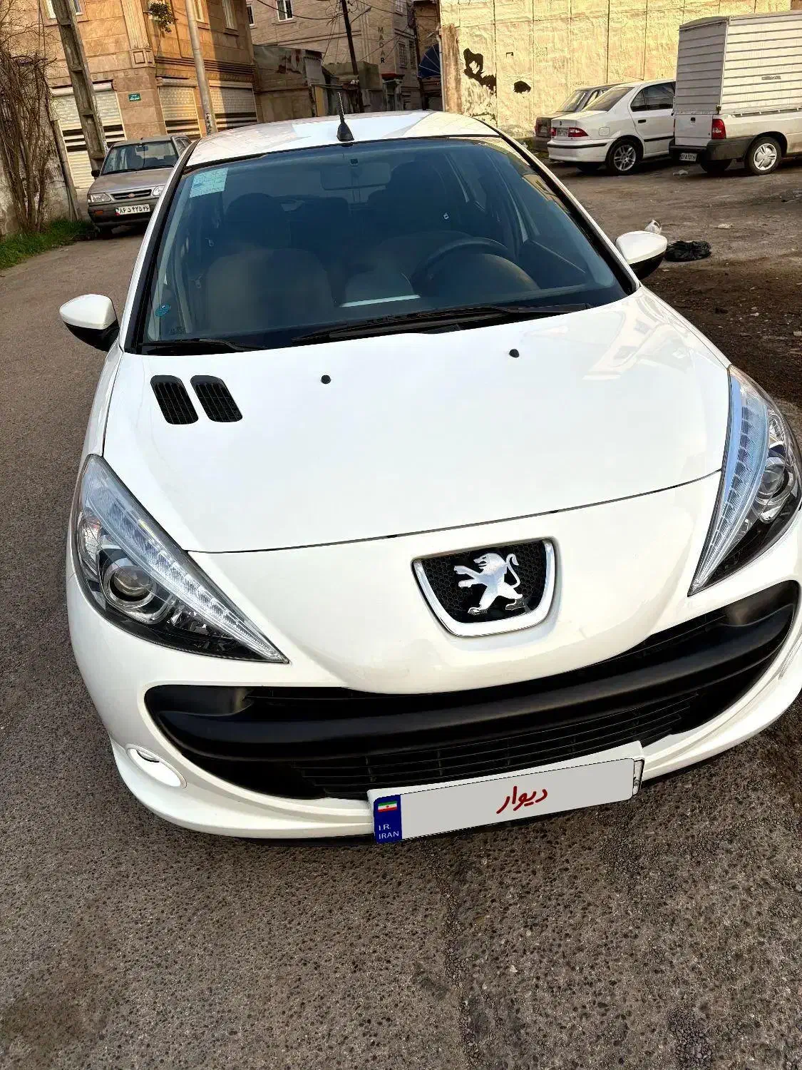 ۲۰۷ مدل ۹۷|خودرو سواری و وانت|رشت, یخسازی|دیوار