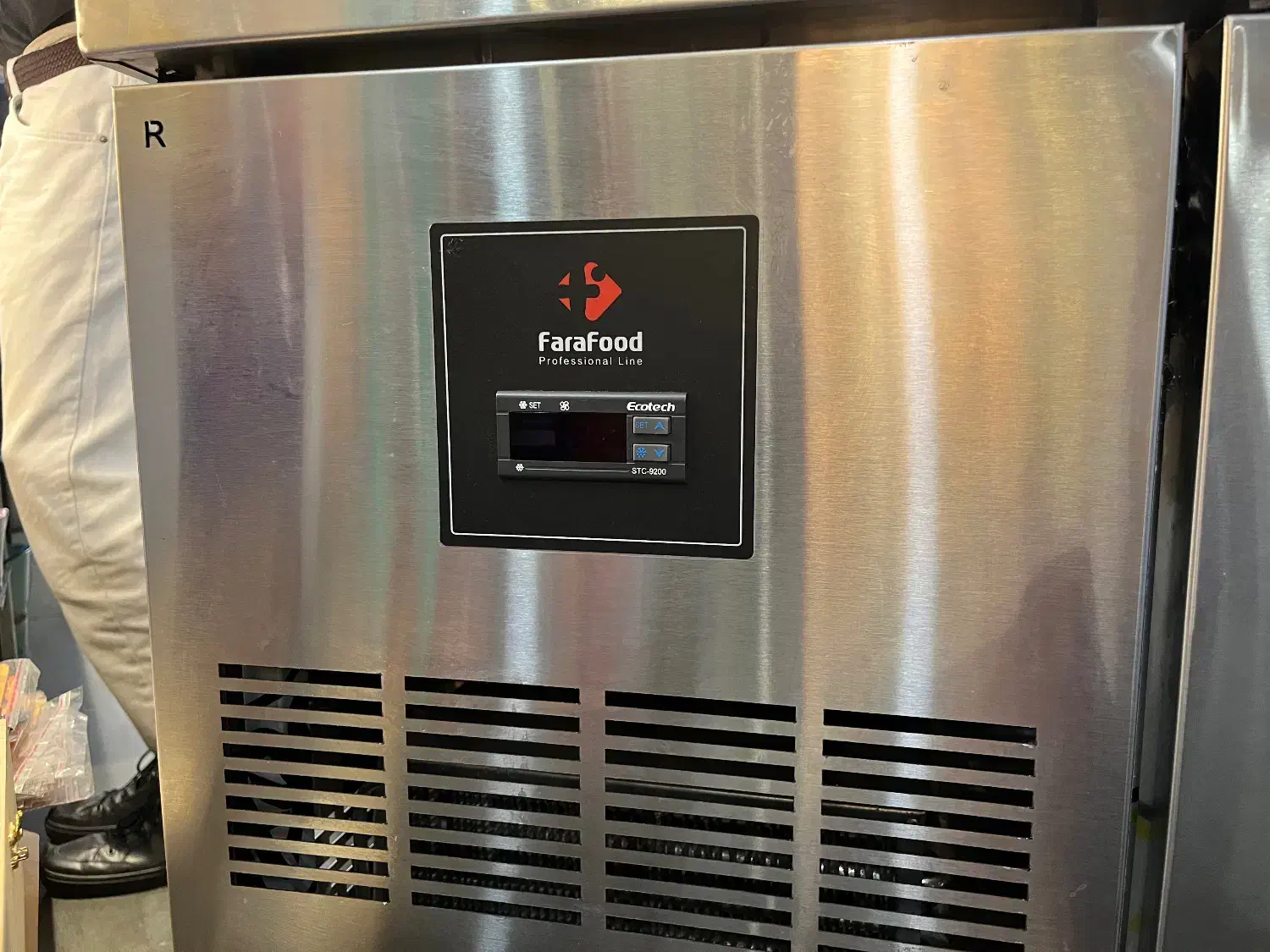 یخچال میز کار تمام استیل فرافود عرض ۷۰ طول ۱.۵|کافی‌شاپ و رستوران|تهران, حصار بوعلی|دیوار