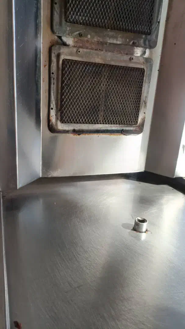 دستگاه شاورما در حد نو سوری|اجاق گاز و لوازم برقی پختوپز|قشم, |دیوار