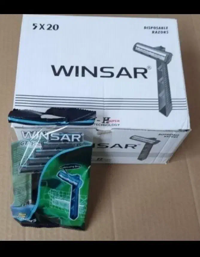 یک کارتن بزرگ  ژیلت وینسر|آرایشی، بهداشتی، درمانی|خرمدره, |دیوار