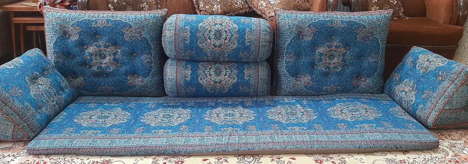 دو عدد ست شاه نشین|مبلمان خانگی و میز عسلی|یزد, |دیوار