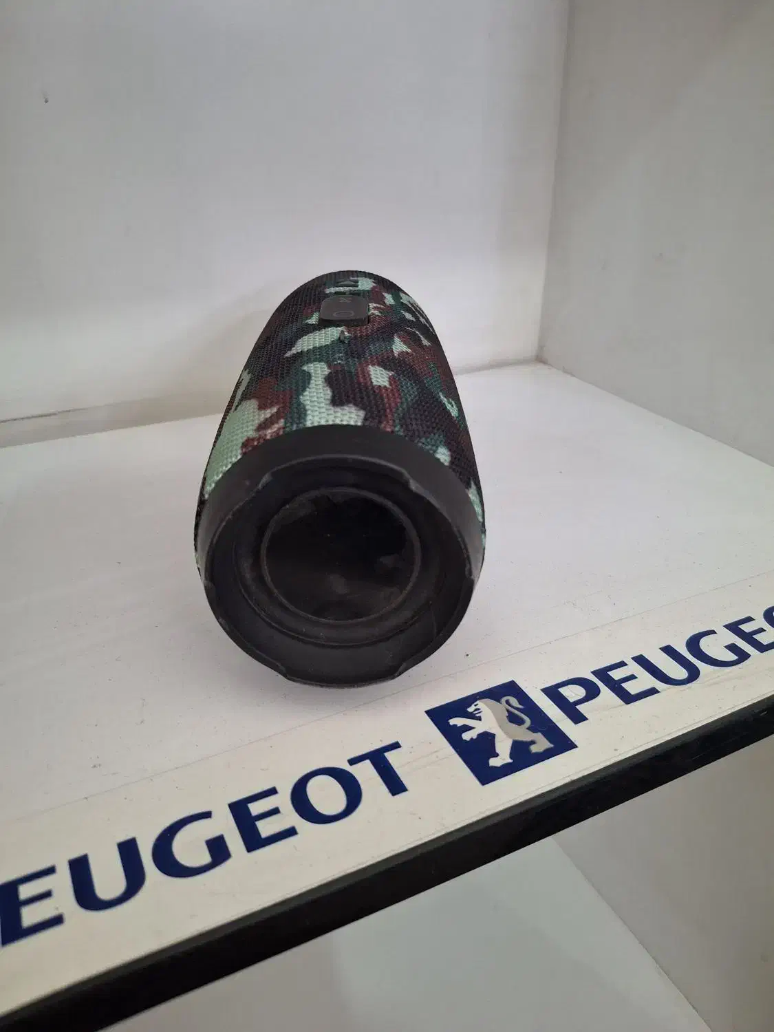 باند طرح jbl|پخش‌کننده همراه|پیشوا, |دیوار