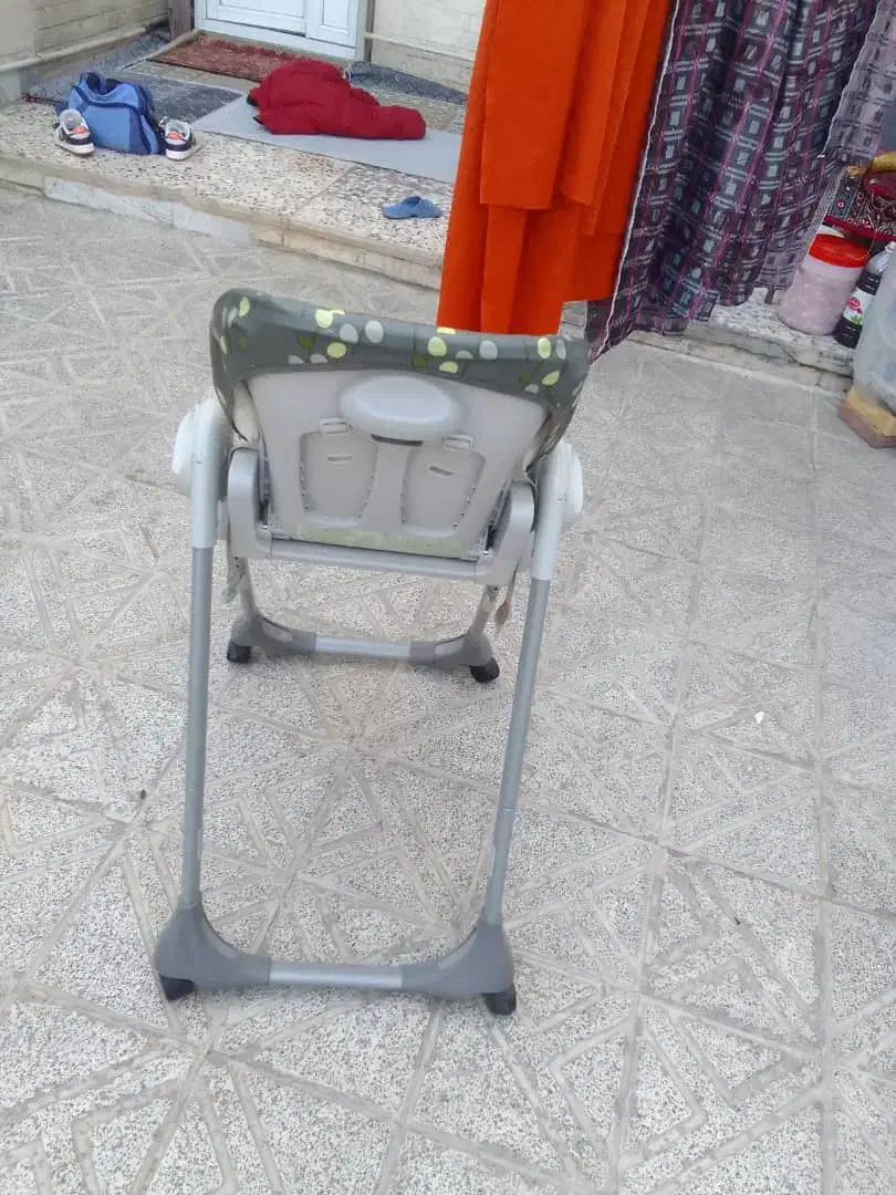 صندلی بچه|تخت و صندلی بچه|شهریار, شهرک امیریه|دیوار