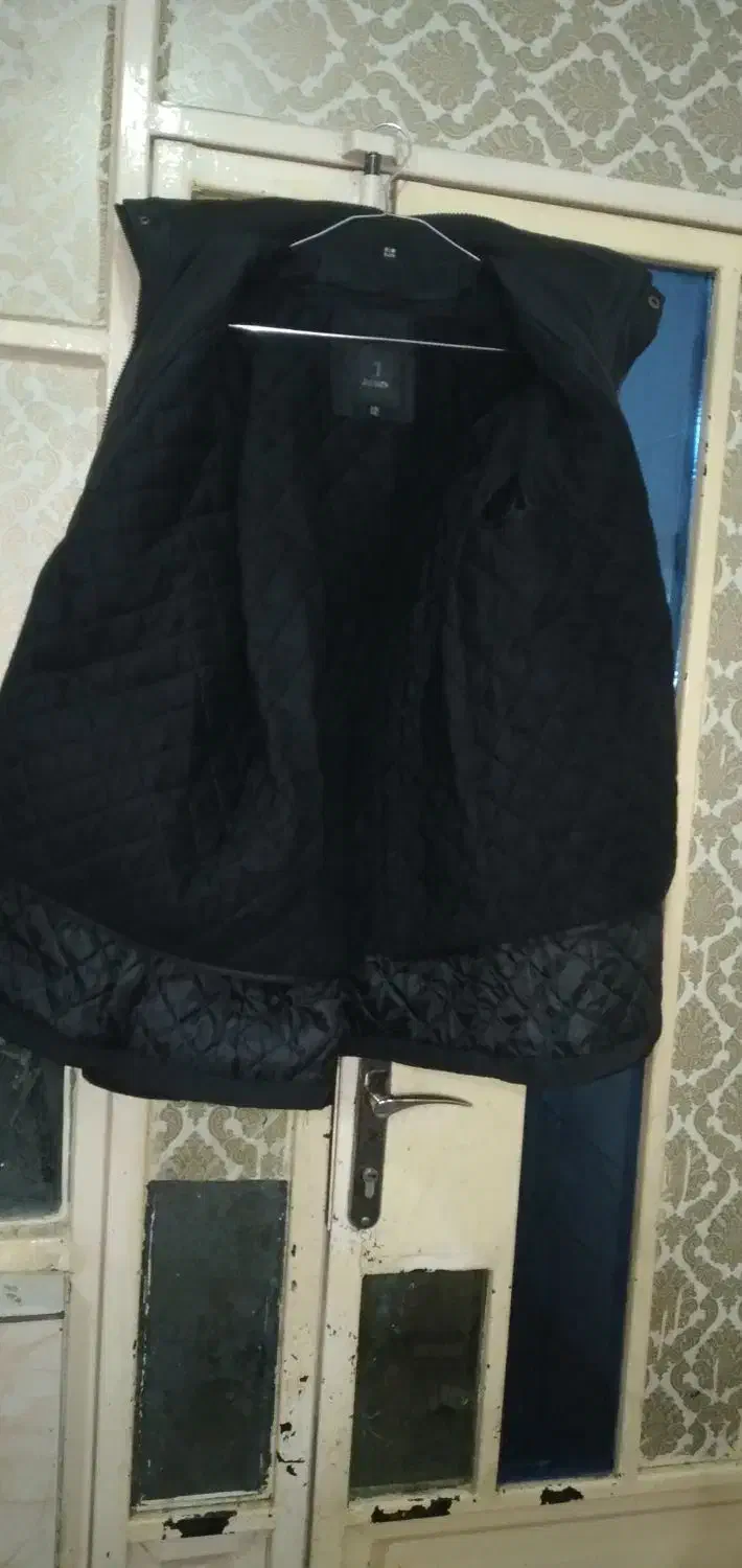 کاپشن|لباس|بهبهان, |دیوار