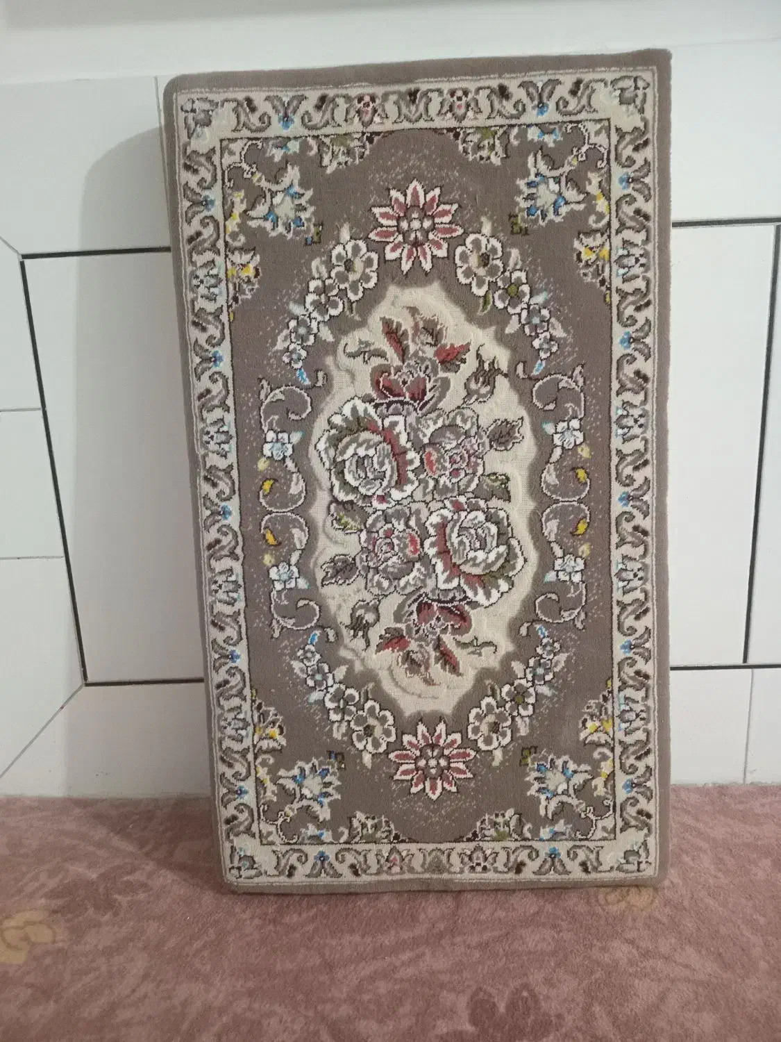 دوعددپشتی|پشتی|اصفهان, مارچین|دیوار